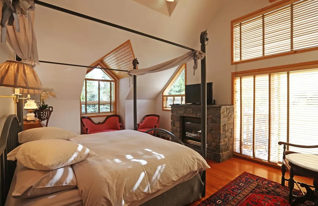 Beaujolais Boutique B&B At Thea'S House- Adults Only-1